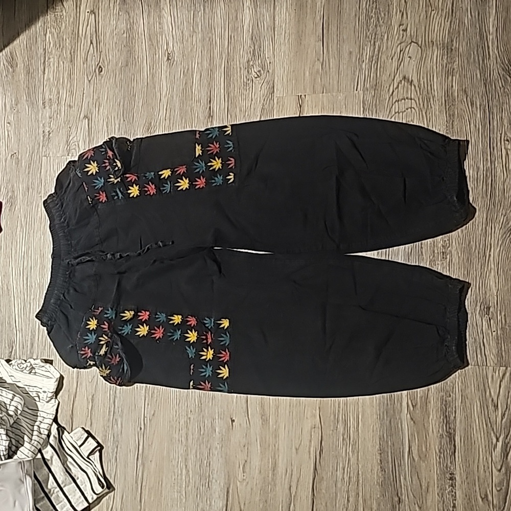 Rasta pot leaf pants
